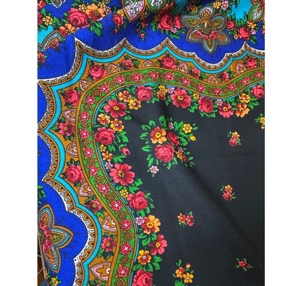 Vintage Pavlovo Posad Wool Shawl scarf Black Blue Floral Paisley Scarf Lg READ